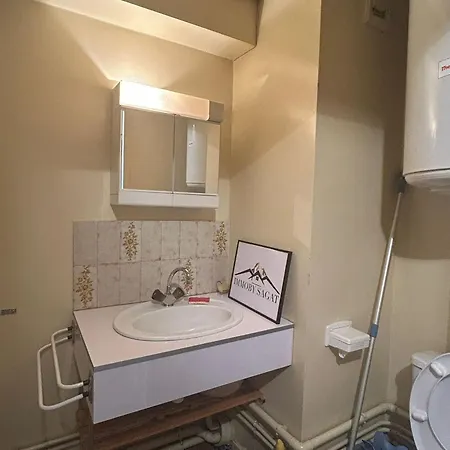 Au Coeur De Super Avec Balcon Sud Et Parking - Fr-1-814-19